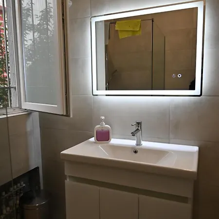Rent 3